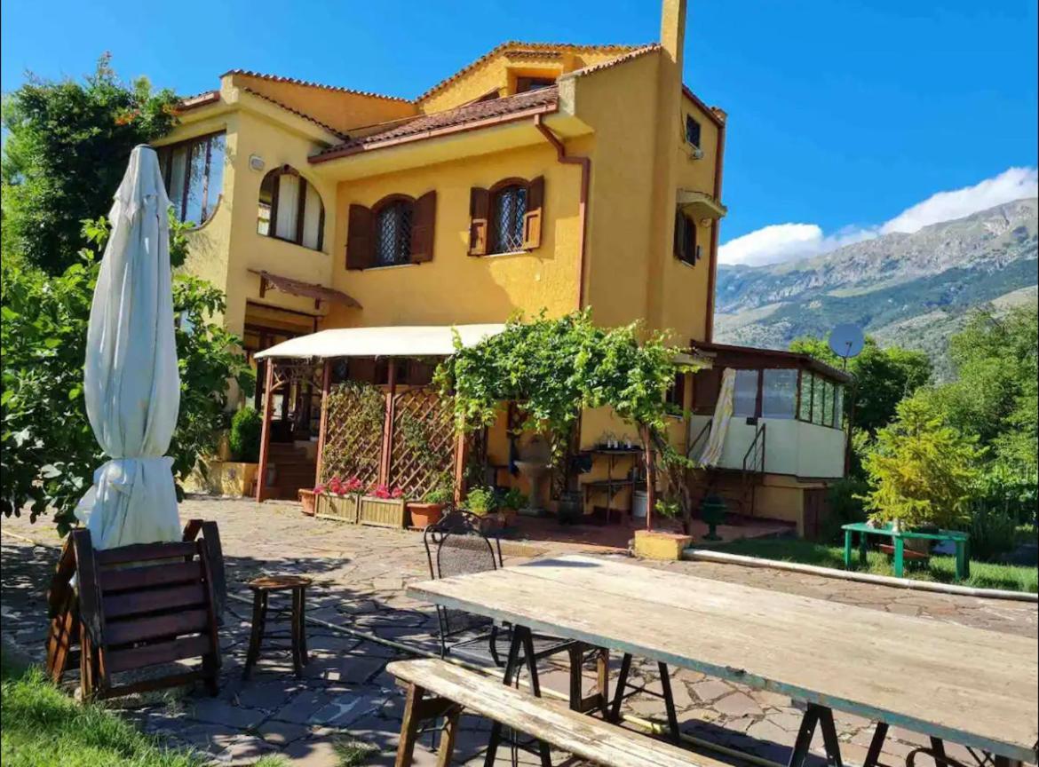 Villa Alberto Sulmona Bagian luar foto